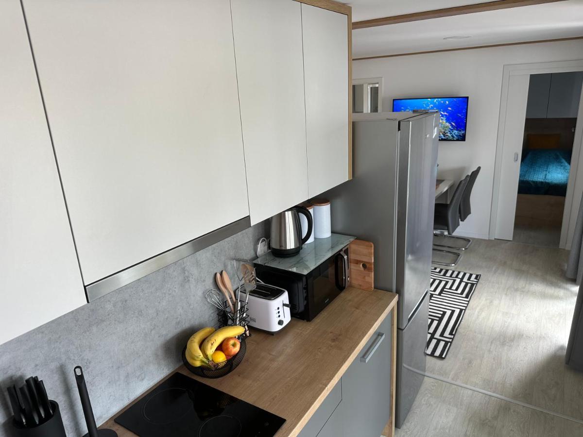 Mobile Home Mare Blu Рованьска Екстер'єр фото