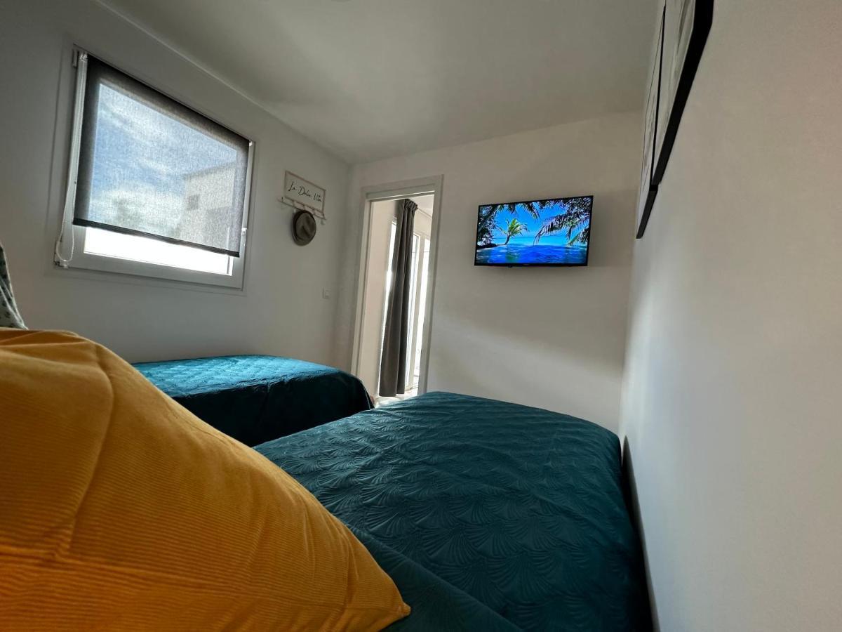 Mobile Home Mare Blu Рованьска Екстер'єр фото